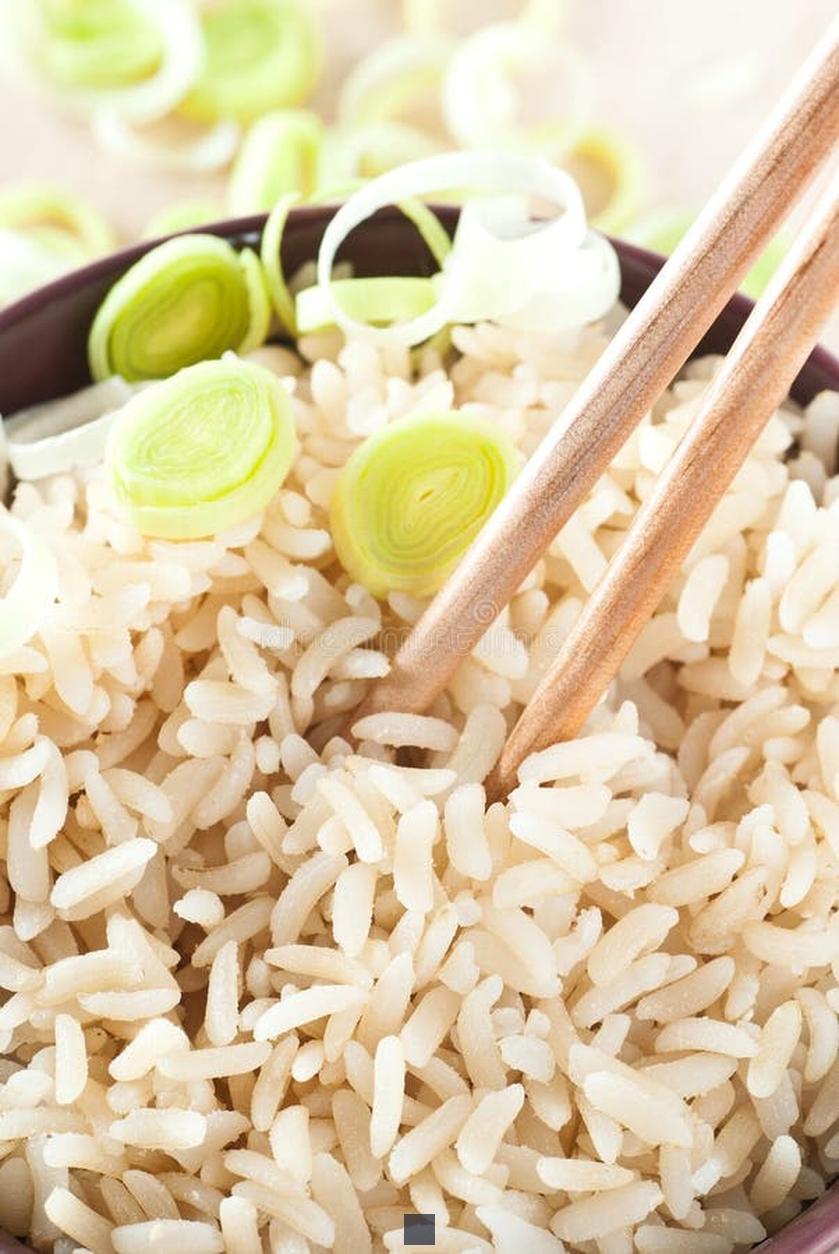 Combien de calories dans 200g de riz brun cuit? Découvrez les secrets nutritionnels cachés!