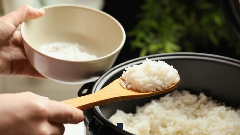 Combien de grammes de riz cuit prévoir par personne pour un repas parfaitement dosé ?