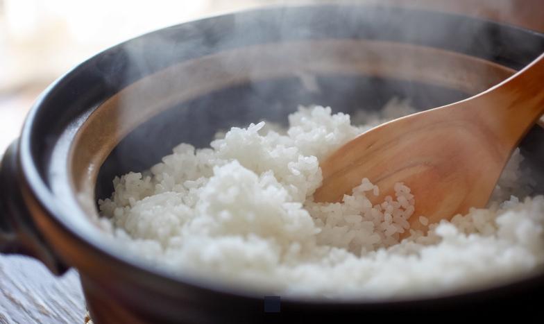 Combien de riz cru pour obtenir 100 g cuit : Le secret révélé !